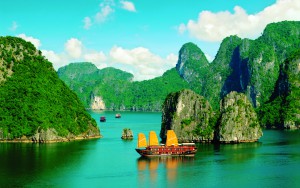 Ha Long Bay (2)